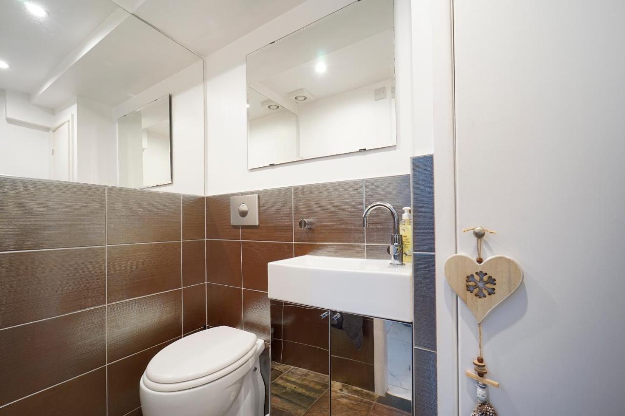 Stunning 5 Bed House In Chapel Allerton, Sleeps 9 Leeds  Zewnętrze zdjęcie