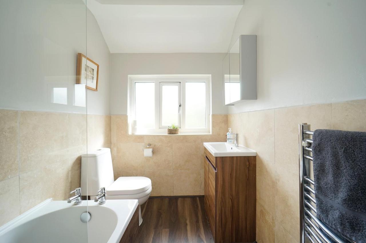 Stunning 5 Bed House In Chapel Allerton, Sleeps 9 Leeds  Zewnętrze zdjęcie