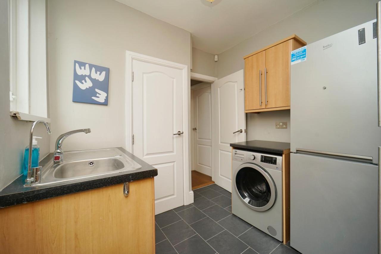 Stunning 5 Bed House In Chapel Allerton, Sleeps 9 Leeds  Zewnętrze zdjęcie
